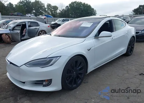 2018 Tesla Model S 100D/75D/P100D из США, поврежденный, VIN 5YJSA1E24JF257042